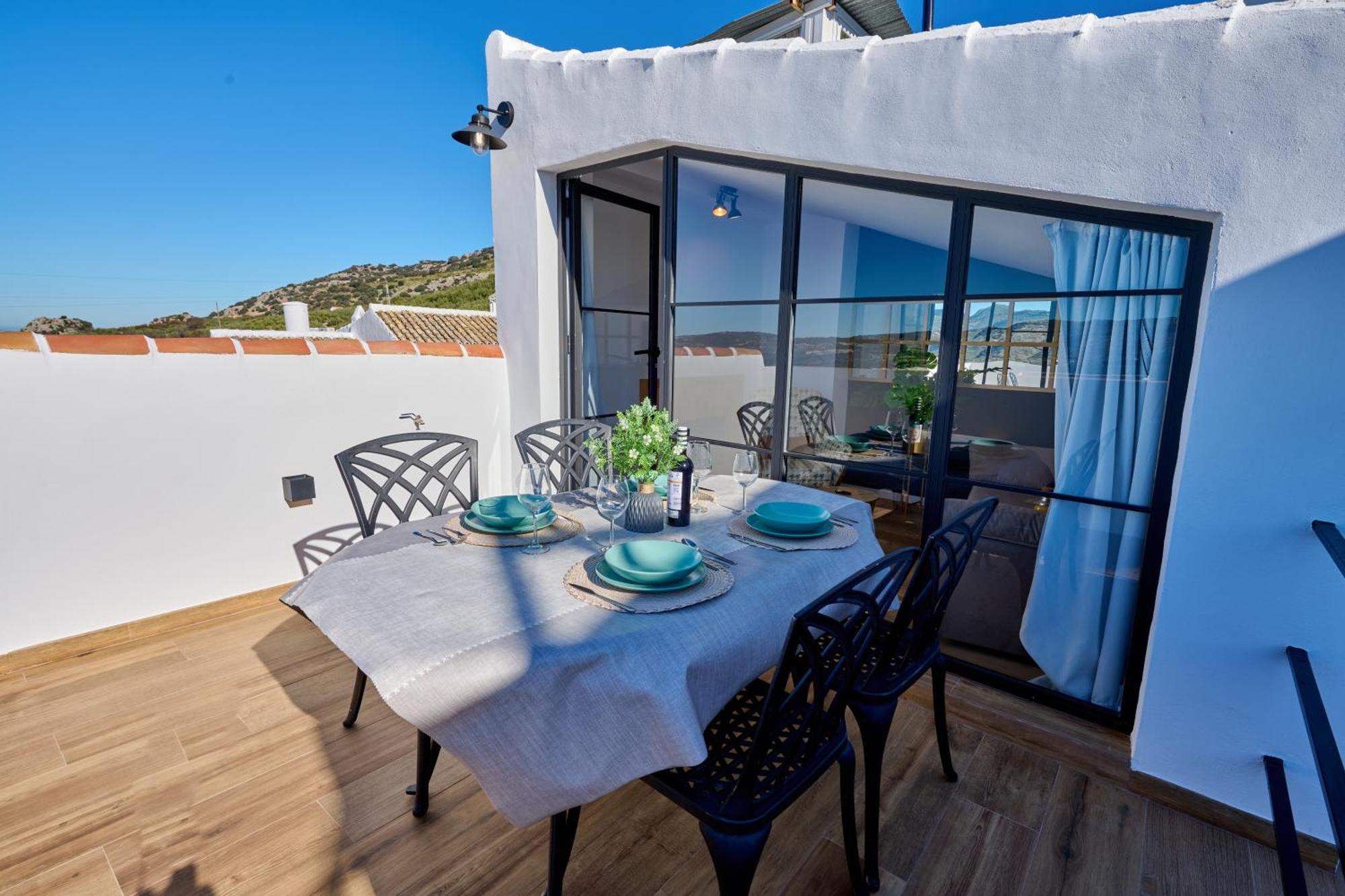 El Mirador Apartment Zuheros Luaran gambar